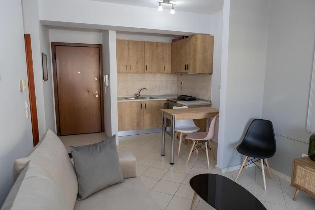 Luxury Apartment In The Center Of Xánthi Exterior foto